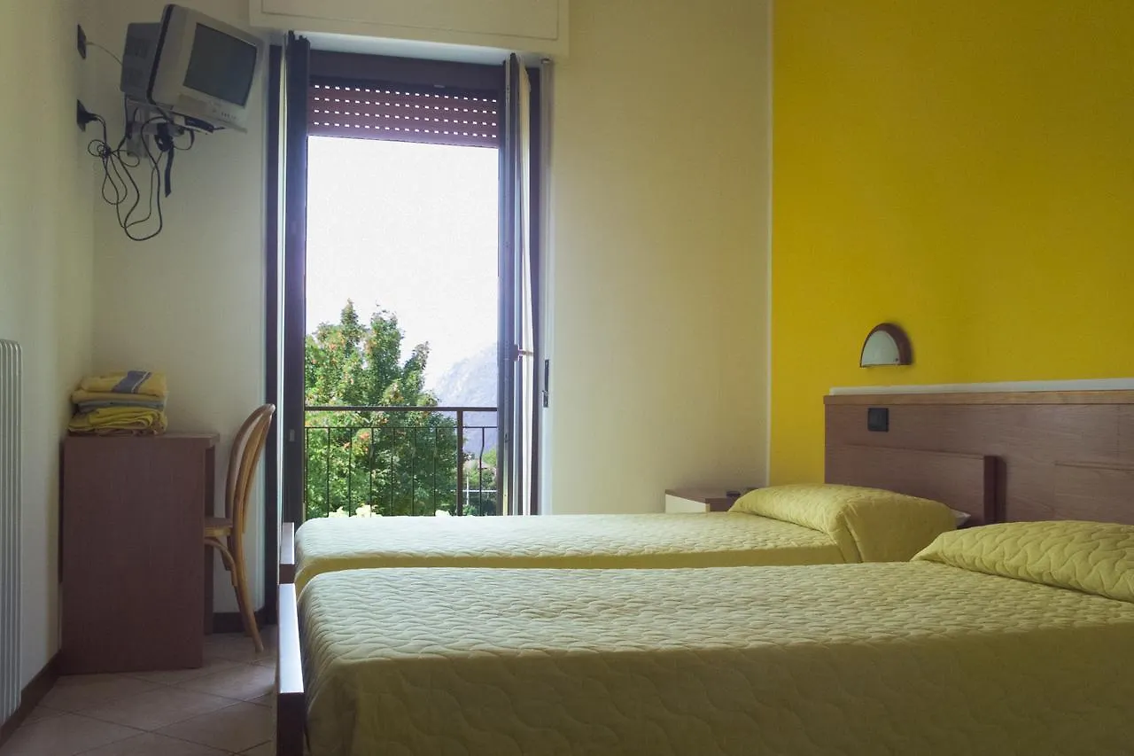 Albergo Ristorante Innocenti Ardenno 2*,