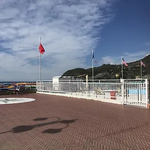 *** Gasthuis Levantomare Italië